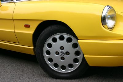 Alfa Romeo Spider 2.0 TS 16V 2dr Sports Petrol Yellow